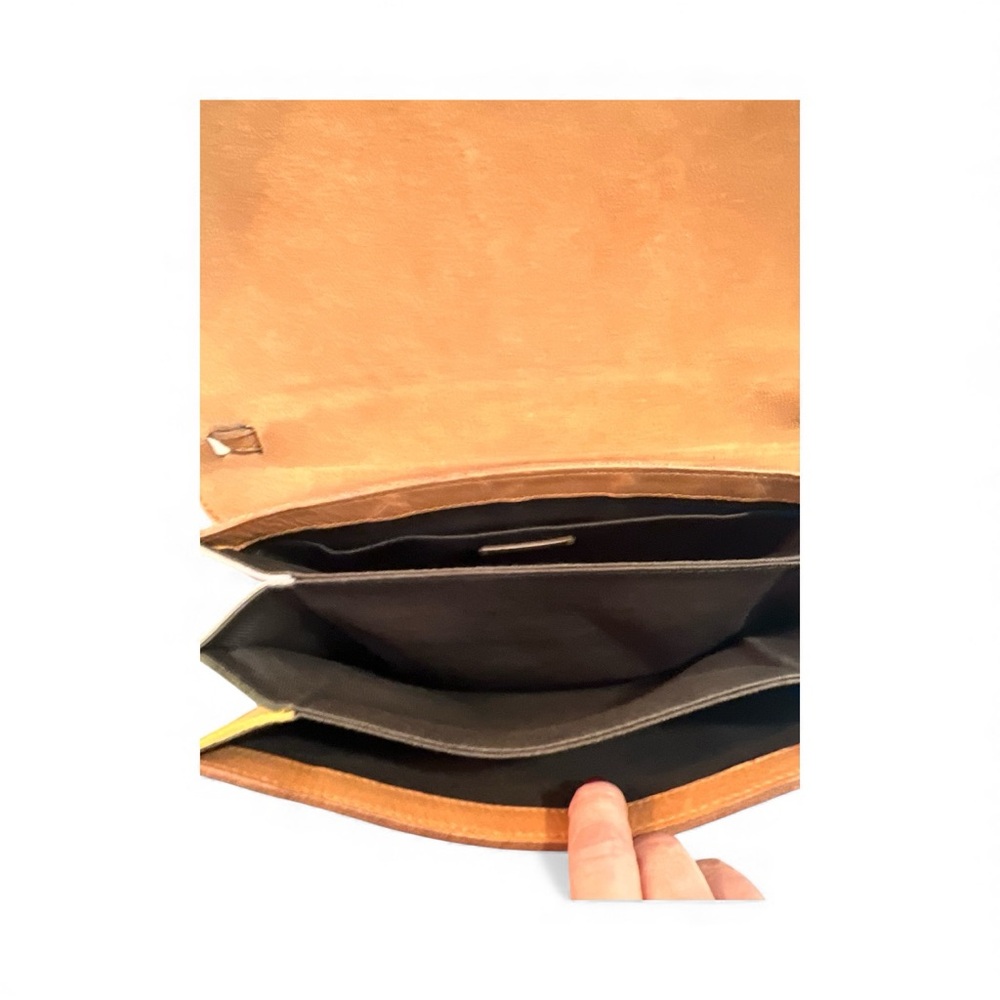 Madewell Tan Genuine Leather Crossbody Shoulder Bag Minimalist Flap - Picture 13 of 16